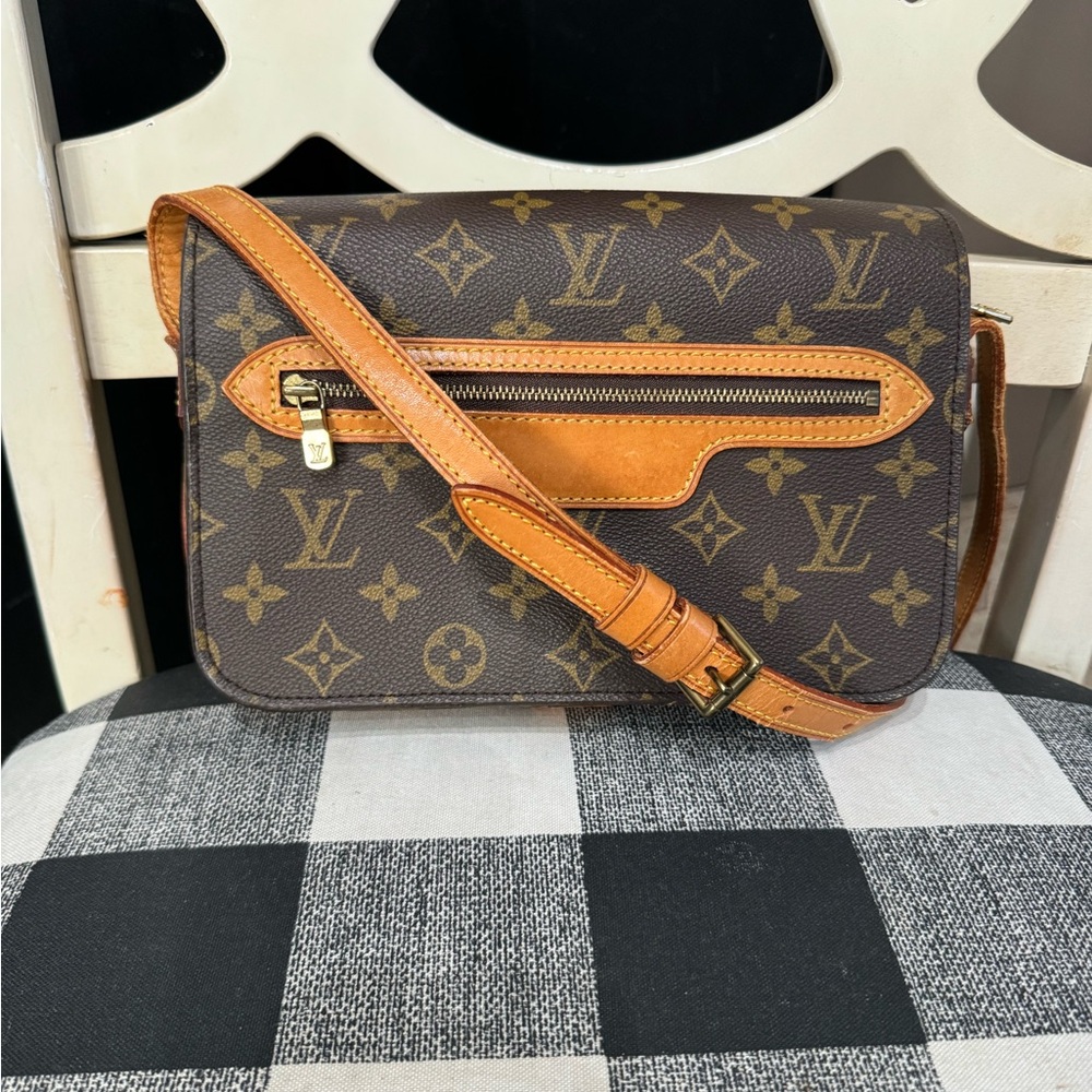 Louis Vuitton saint Germain 24 cross body